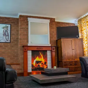 Rent Entire Calmhaven Apartment